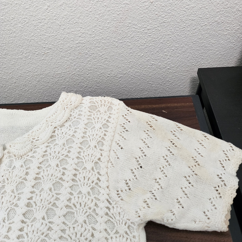Elegant Cream Crochet Scalloped Collar Pearl Beaded Short Sleeve Cardigan - Picture 10 of 10